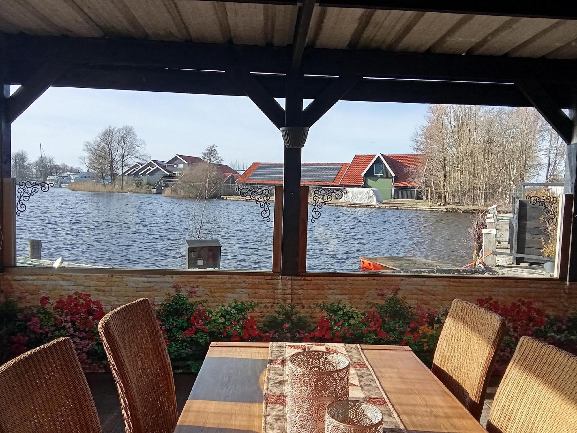 B&B Aan Het Water Earnewâld Exterior foto